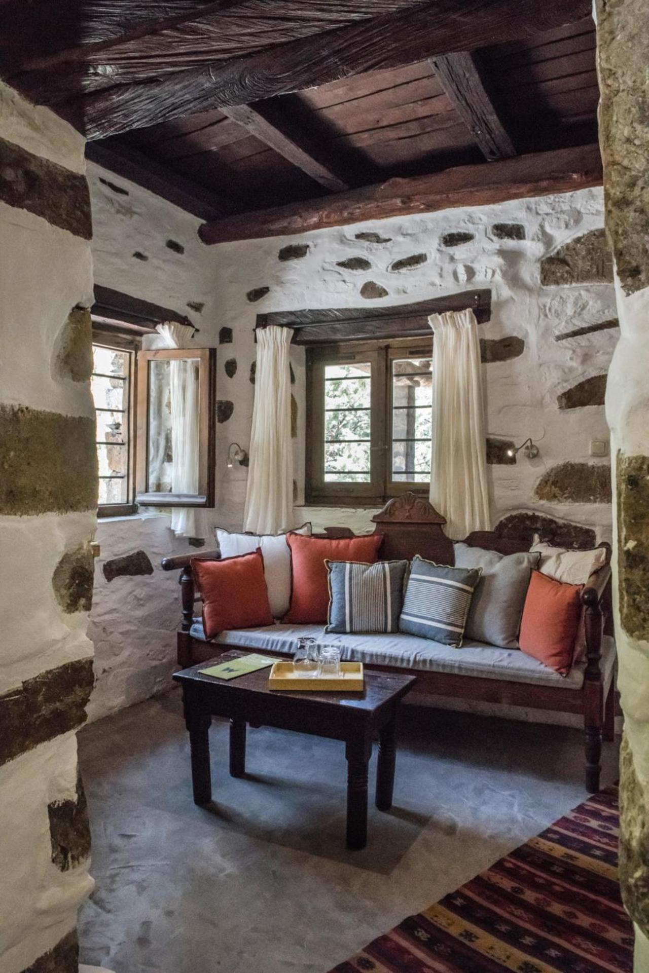 μilia Mountain Retreat