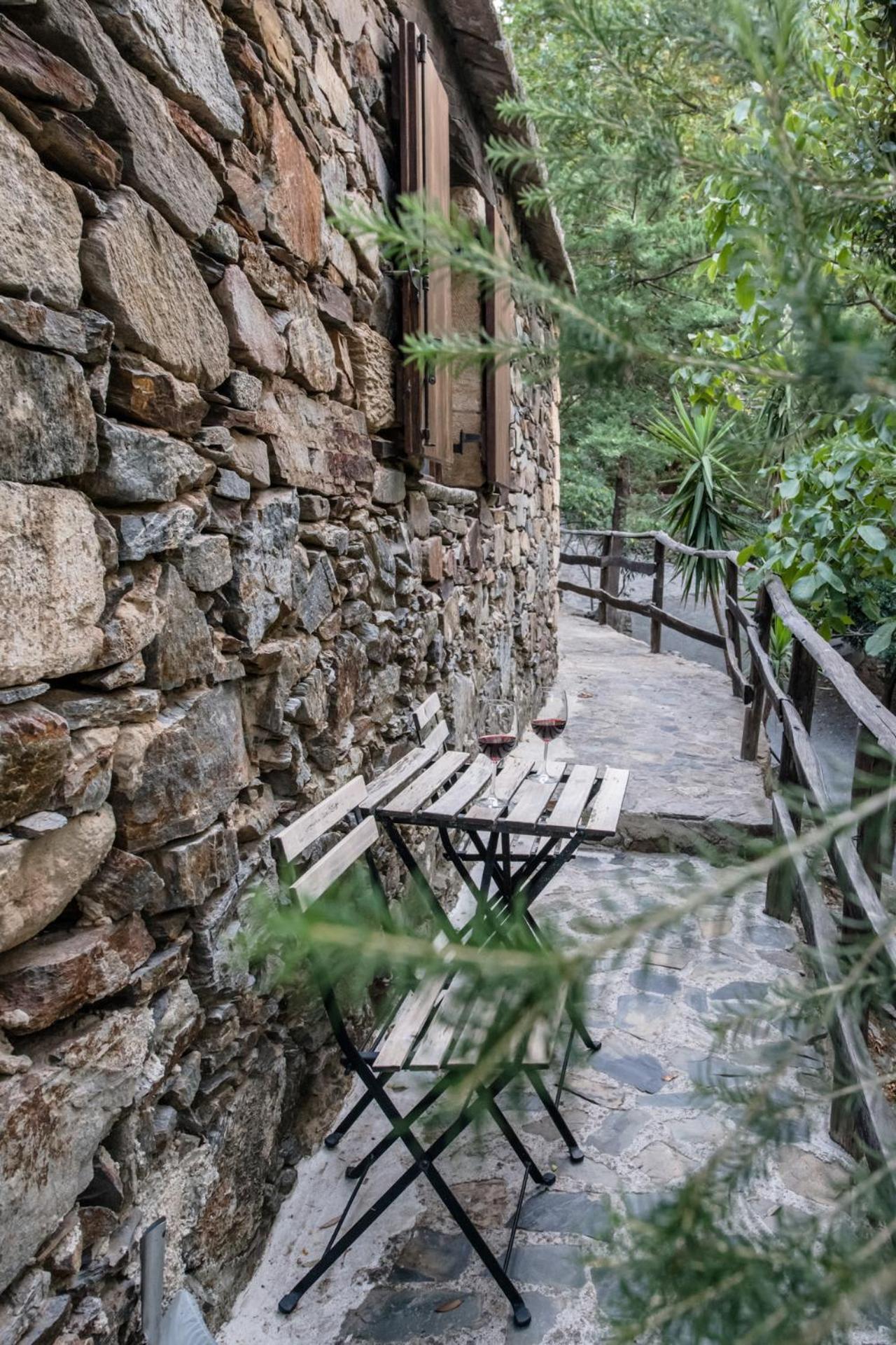 μilia Mountain Retreat 2* Vlátos